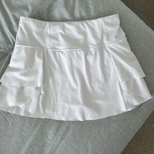 Athleta White Tennis Skort size small like new